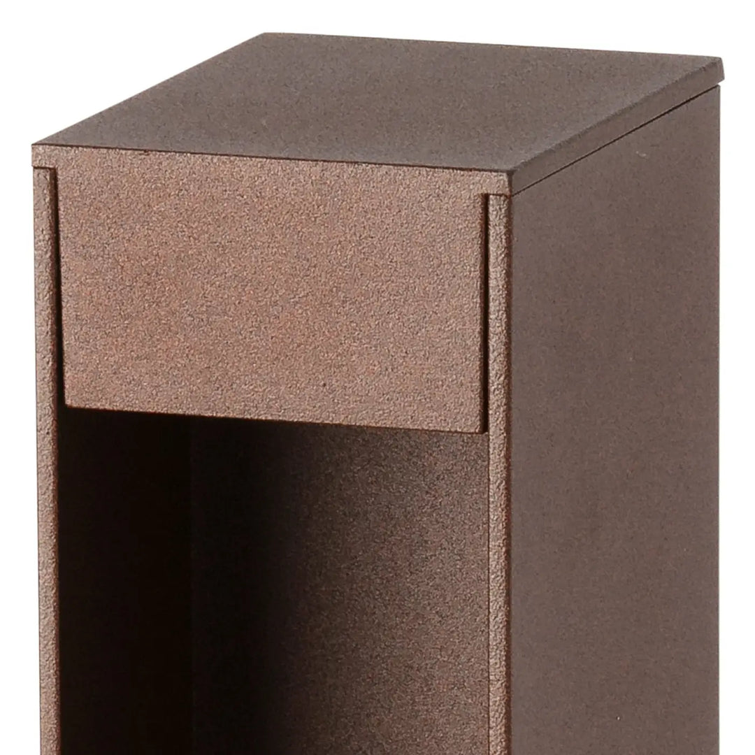 Détail de la balise Cerler 600 brun rouille