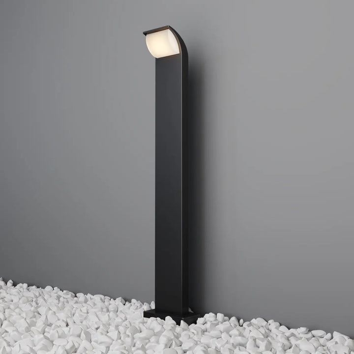 Borne extérieure led cylindrique noire en métal avec éclairage blanc chaud et design moderne pour extérieur