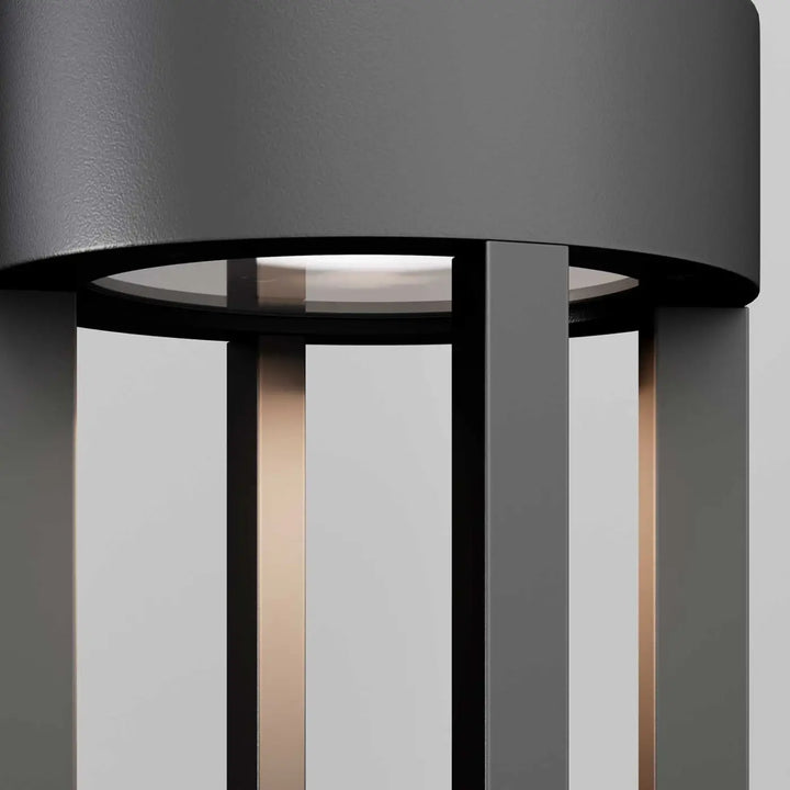 Borne extérieure led cylindrique gris avec bars verticales et lumière douce indice ip65 par VINT