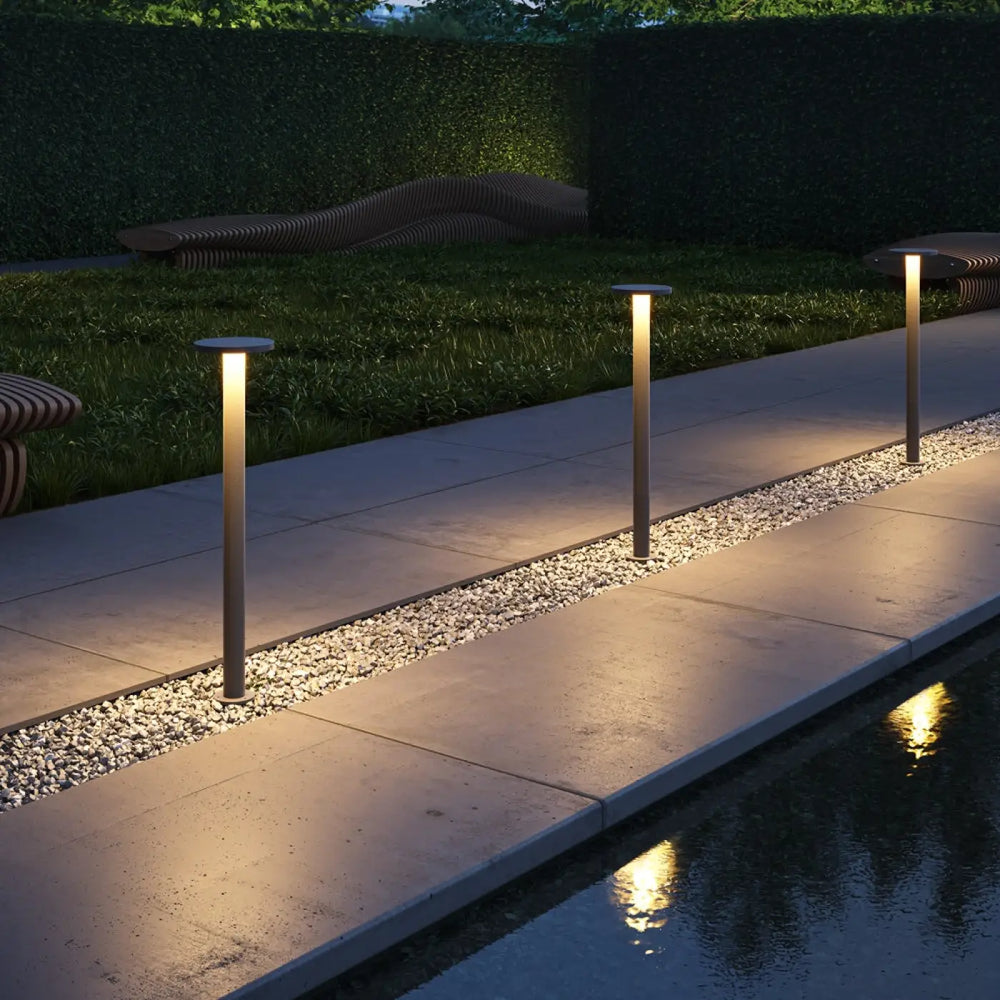 Borne extérieure led champignon en acier gris anthracite avec design cylindrique et indice ip65 pour éclairage extérieur
