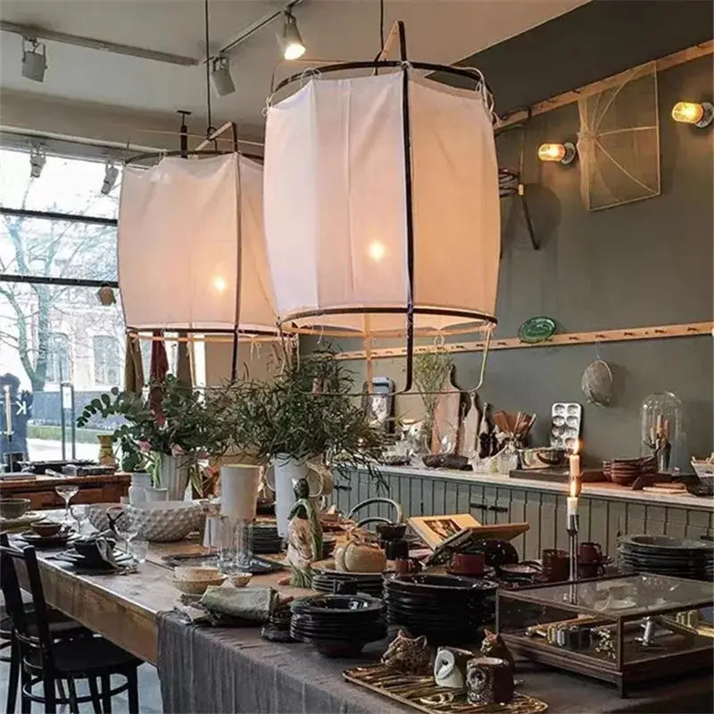 Suspension luminaire au design minimaliste en tissu blanc chic