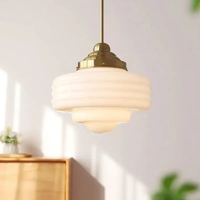 Suspension luminaire rétro en verre opalin et en métal chromé