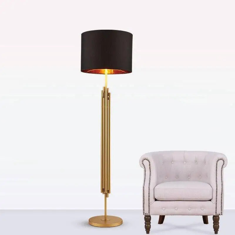 Grand Lampadaire Noir à Tiges Métalliques en Aluminium
