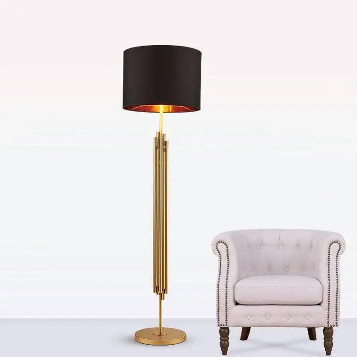 Grand Lampadaire Noir à Tiges Métalliques en Aluminium