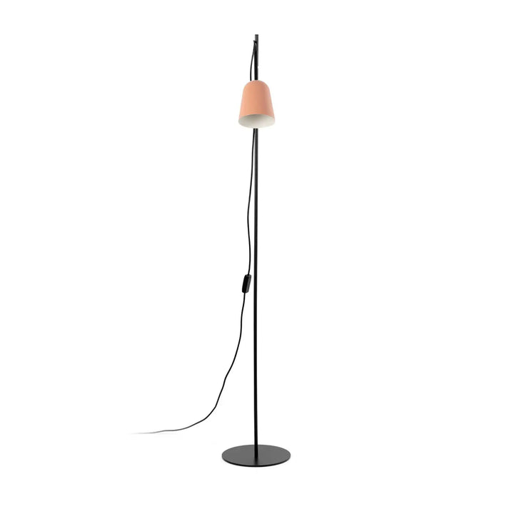 Détail du lampadaire Studio rose