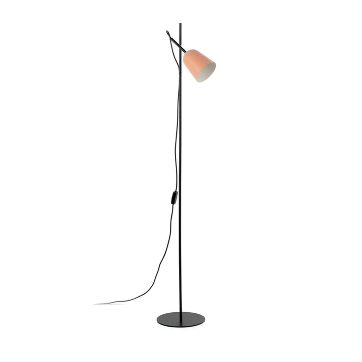 Autre détail du lampadaire Studio rose