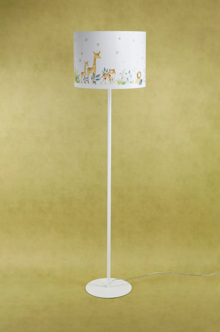 Lampadaire blanc enfant avec abat-jour cylindrique illustré de cerfs et motifs floraux sweet dreams blanc jaune