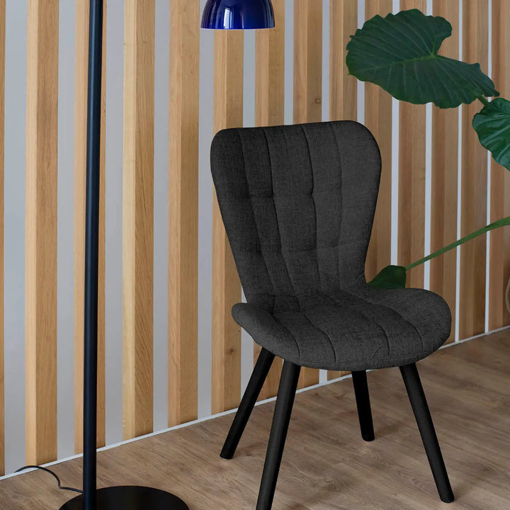 Lampadaire Venice bleu cobalt de Faro Barcelona en situation