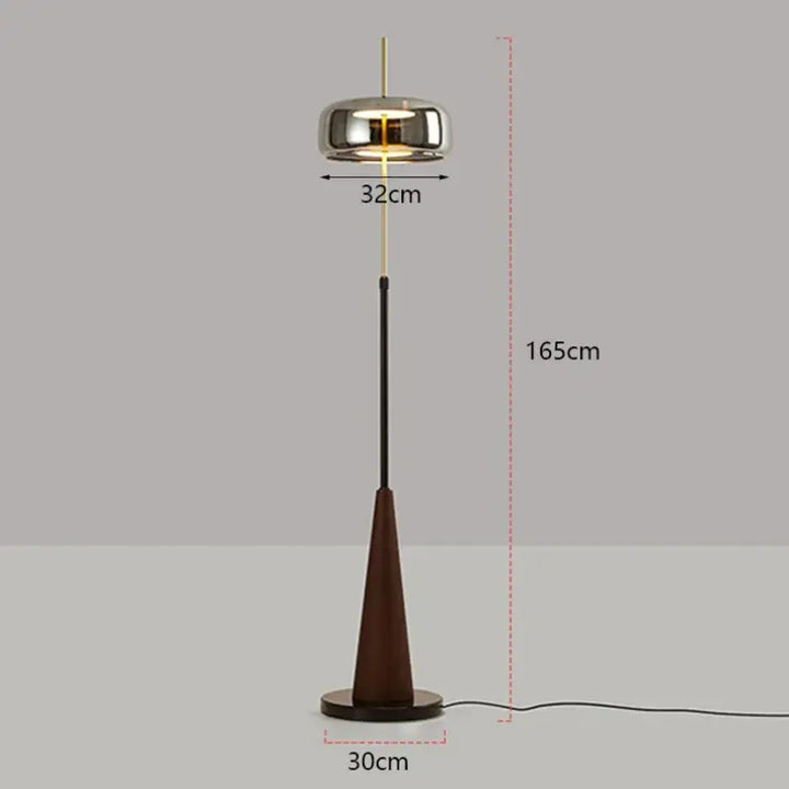 Lampadaire design rétro en bois et abat jour chromé élégant