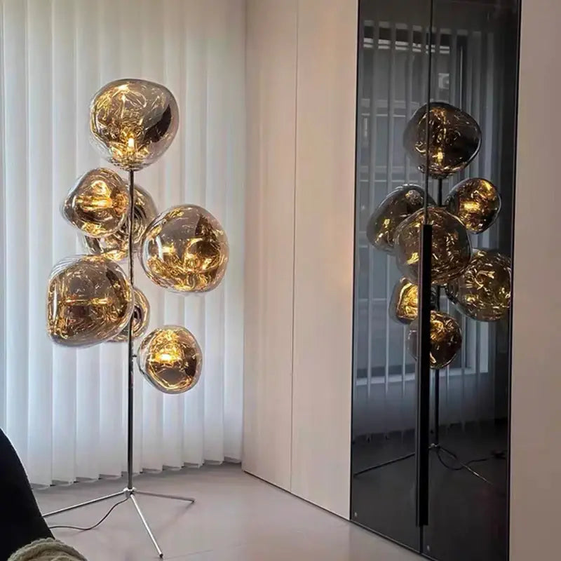 Lampadaire design en verre fumé ambré et chrome moderne