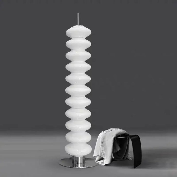 Lampadaire éclairage élégant verre blanc et base métal chic