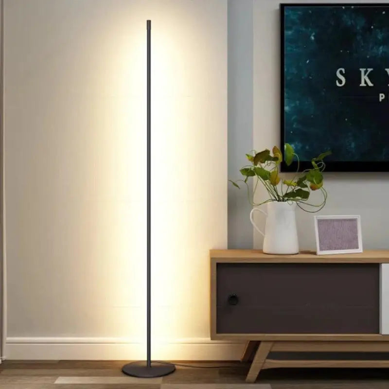 Lampadaire LED Design au Style Tube Élancé Noir