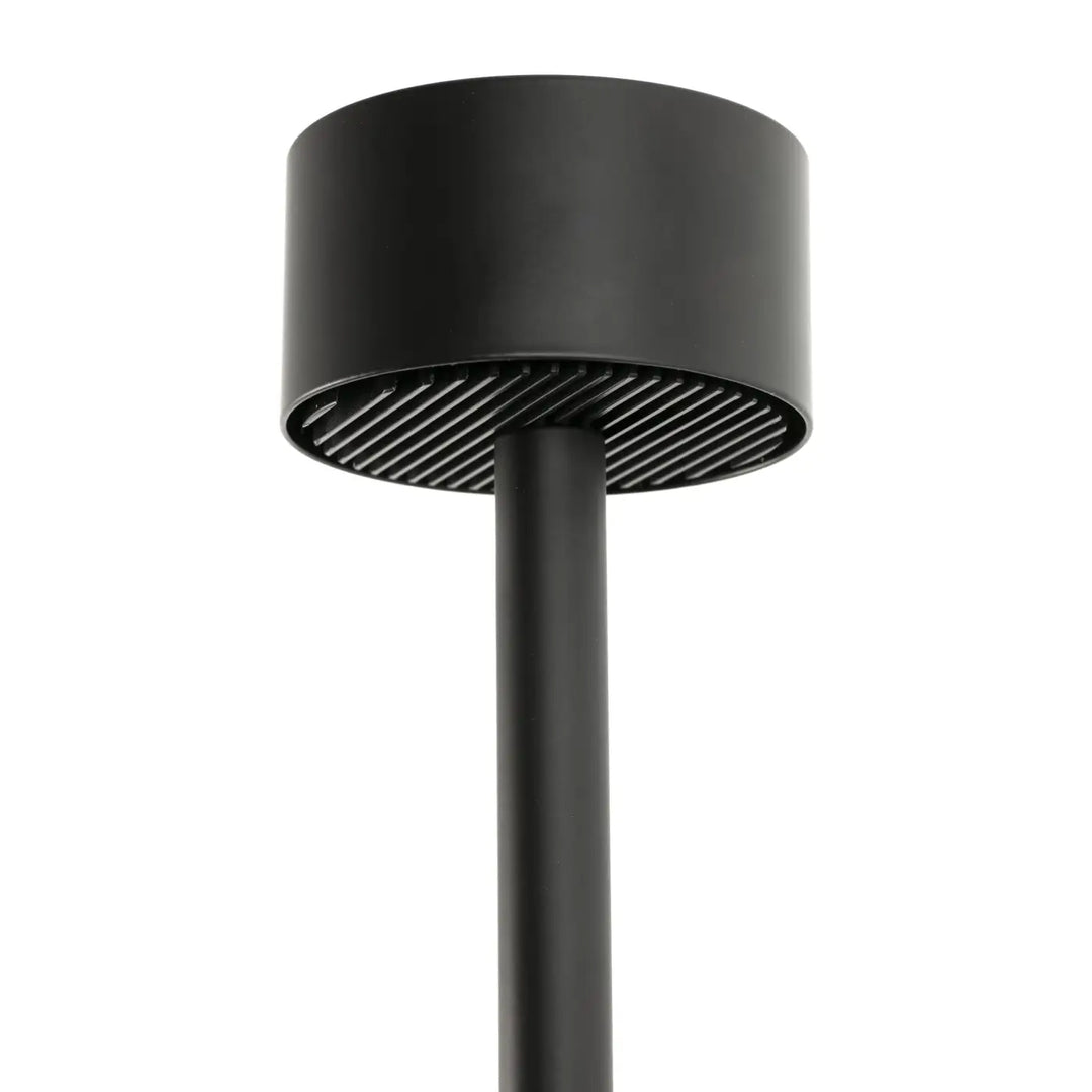 Autre détail du lampadaire Staff noir