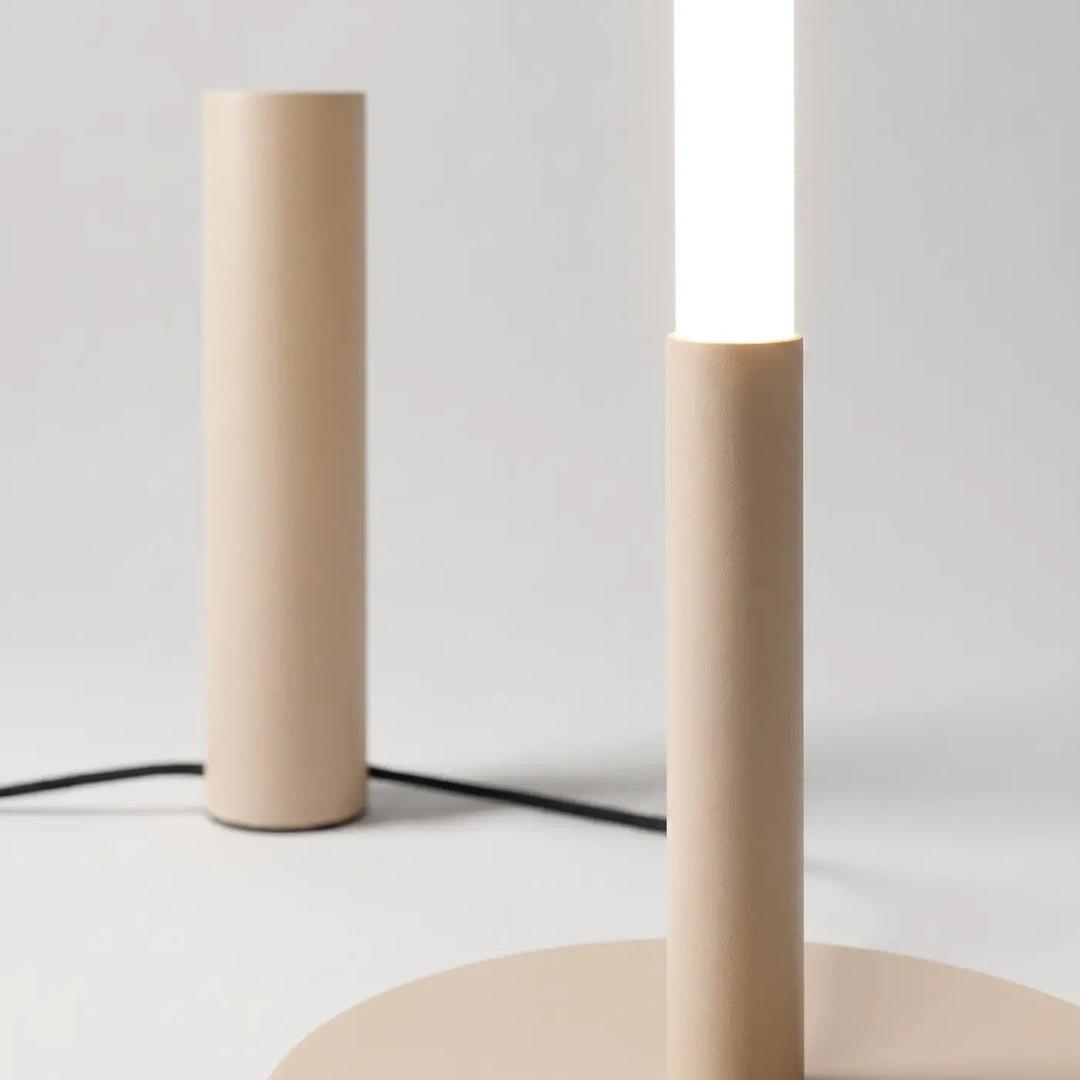 Lampadaire TRANG beige détail du pied