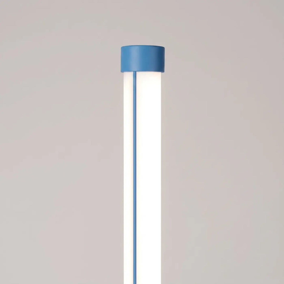 Lampadaire TRANG bleu clair détail du sommet du tube