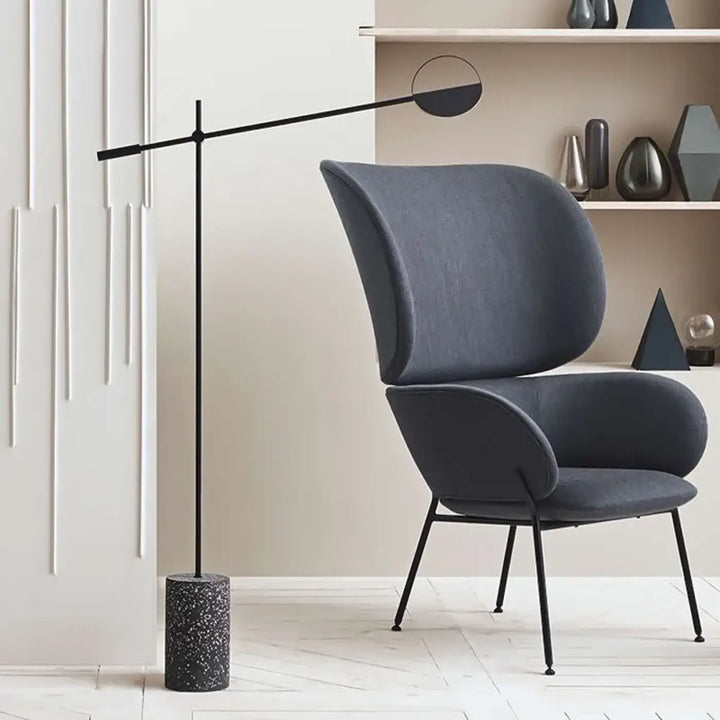 Lampadaire minimaliste noir design avec bras long orientable élégant