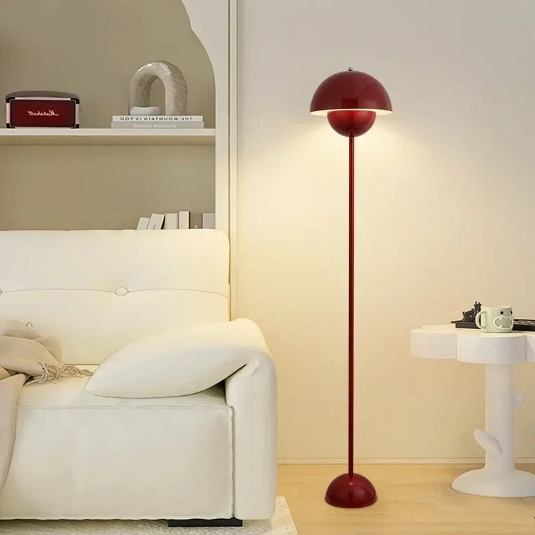 Lampadaire champignon nordique ledia rouge brillant avec abat-jour en forme de fleur et tige fine élégante
