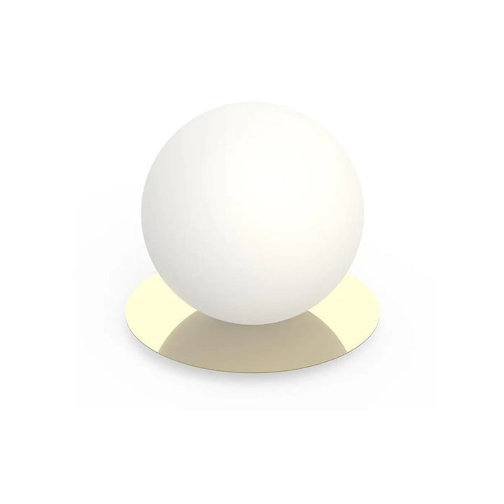Lampe à poser Bola Sphere dorée, globe en verre opale de 30,5 cm