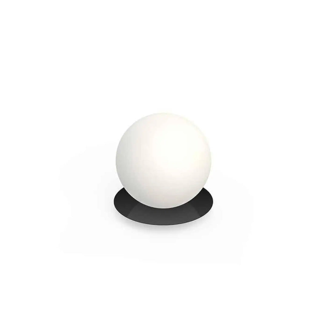 Lampe à poser Bola Sphere noire, globe en verre opale de 20 cm