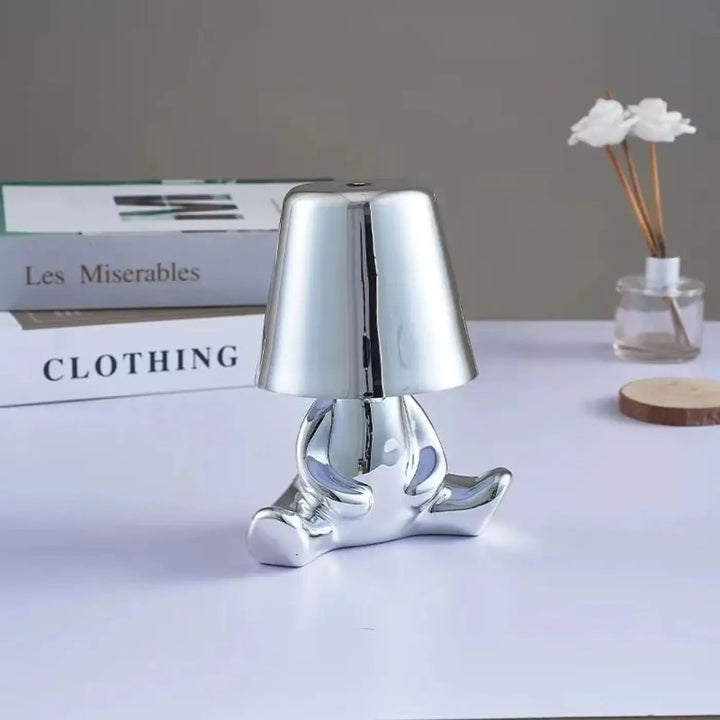 Lampe de chevet buddy en céramique argentée brillante avec effet métallisé pour décoration intérieure et chevet décorative