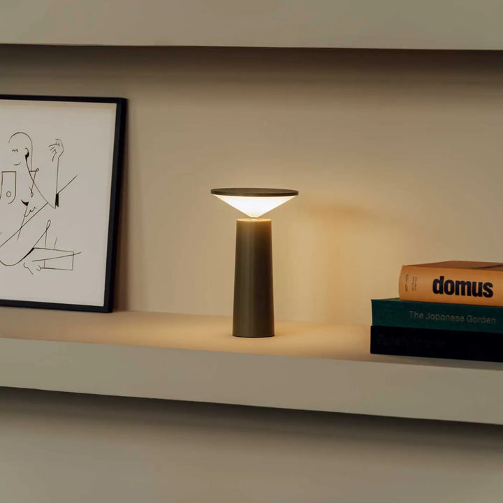 Lampe de chevet sans fil Cocktail dans un intérieur