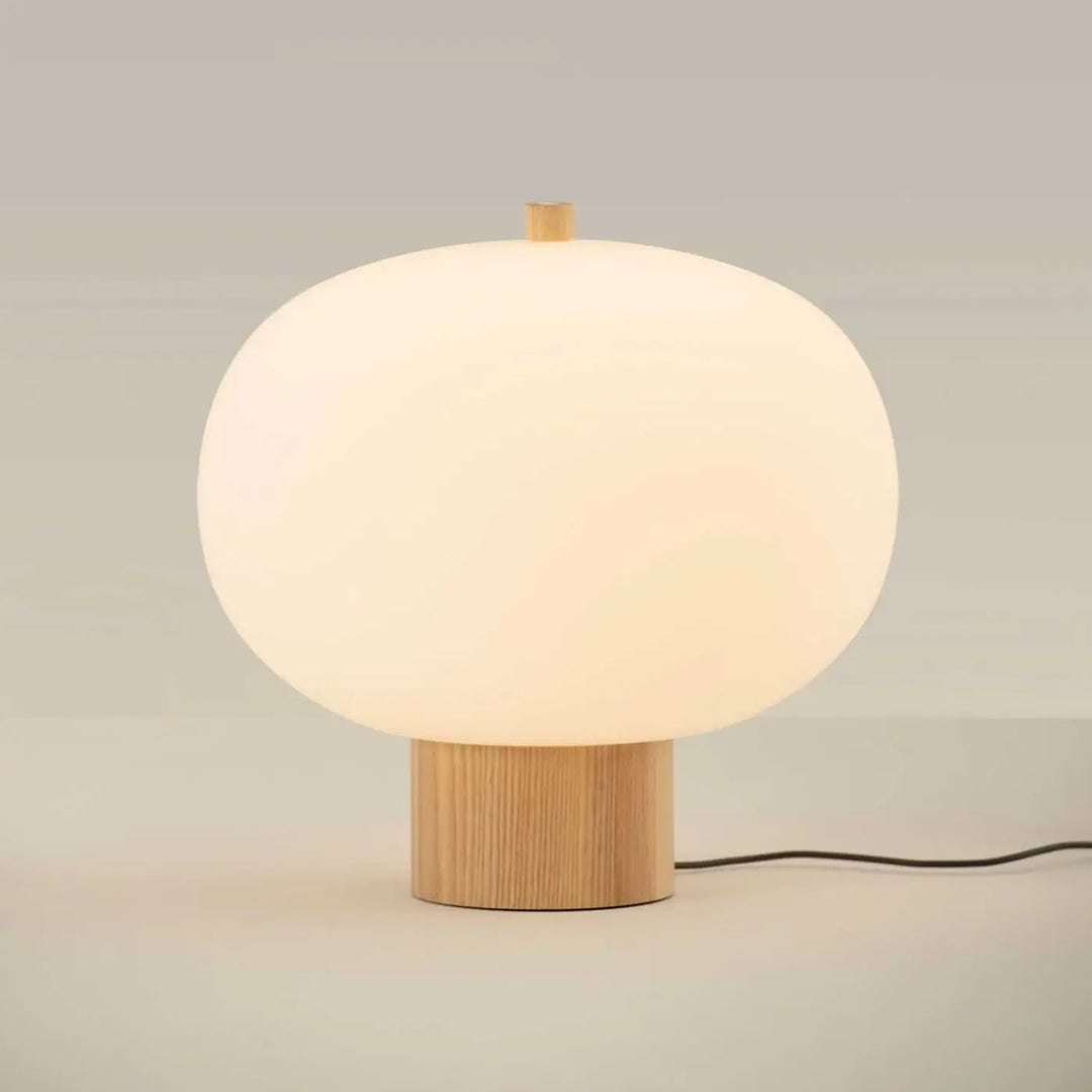 Lampe à poser Ilargi en verre soufflé sur socle en bois clair