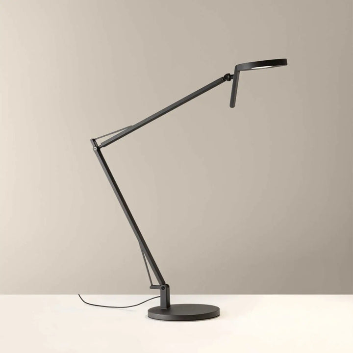 Lampe de chevet Maca noire en acier #couleur_noir