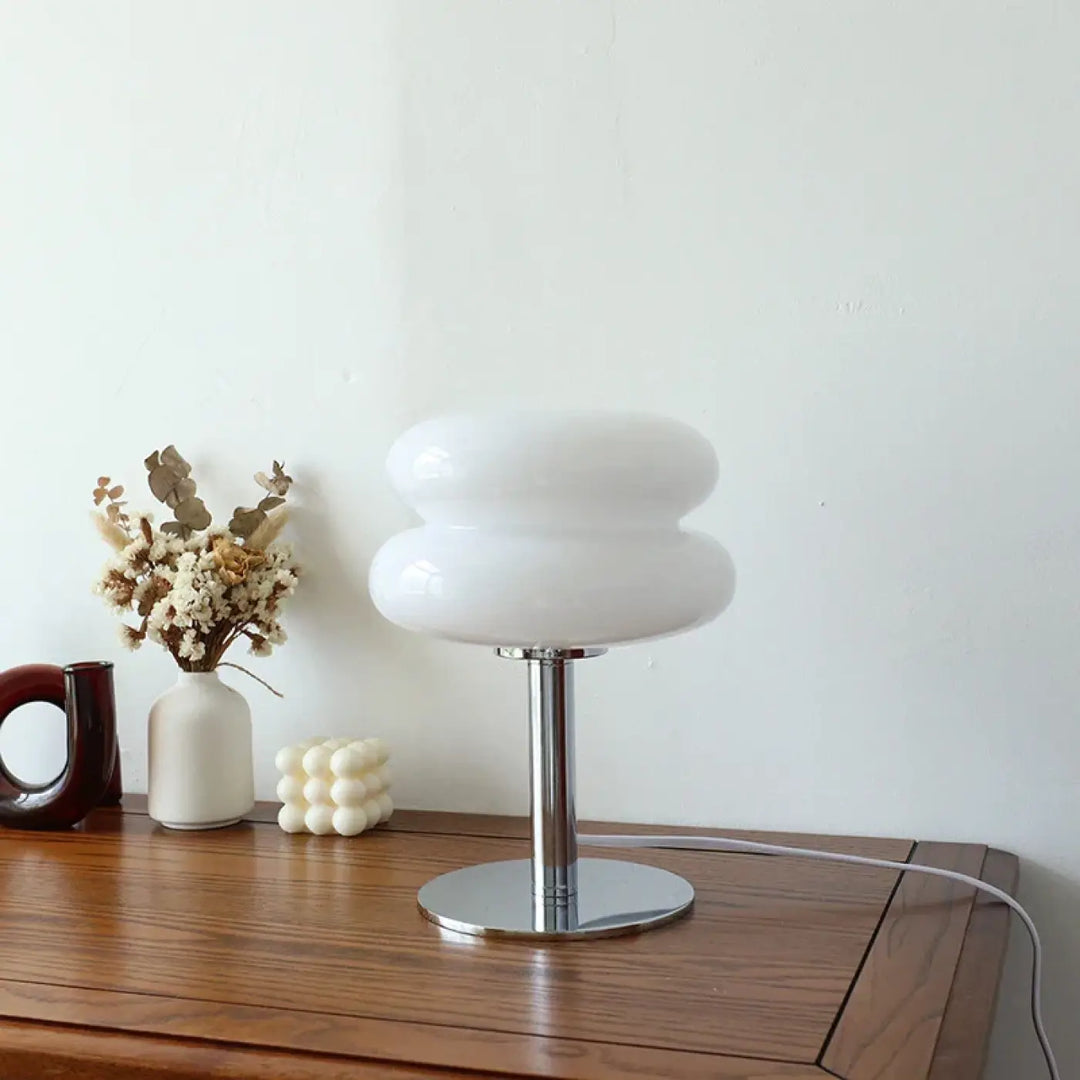 Lampe à poser contemporaine en verre et pied chromé moderne