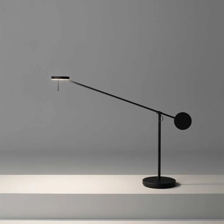 Détail de la lampe à poser Invisible noire