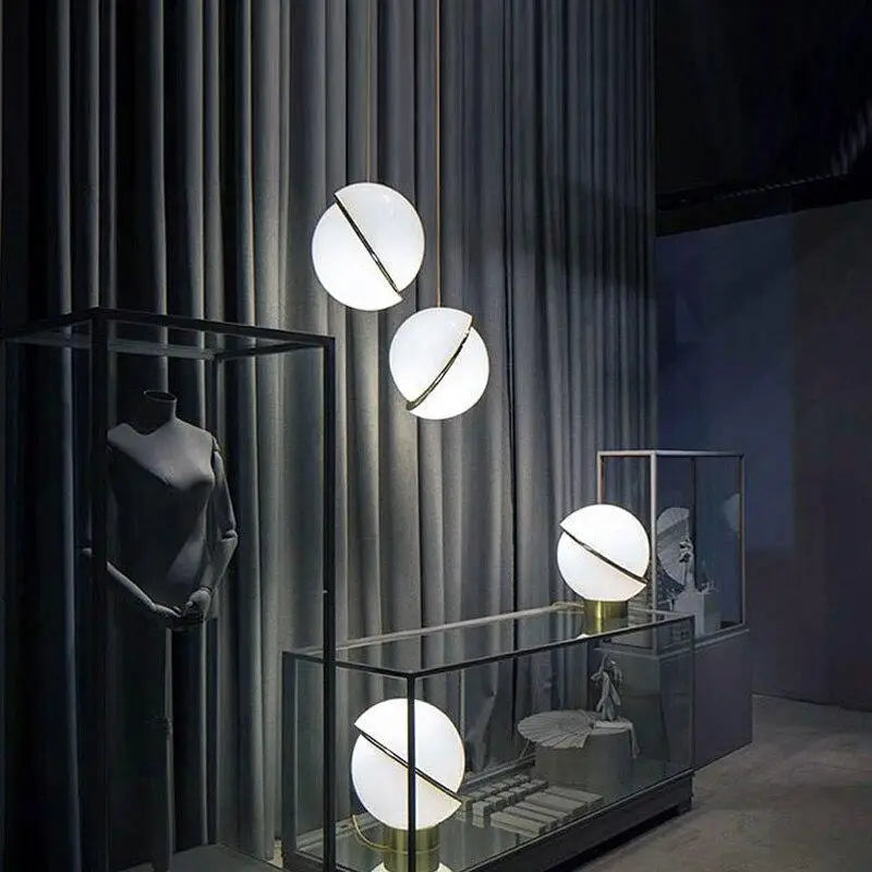 Lampe Suspendue Boule En Verre Opale Moderne
