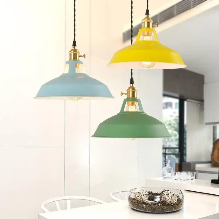 Lampe Suspendue Colorée en Aluminium Style Rétro