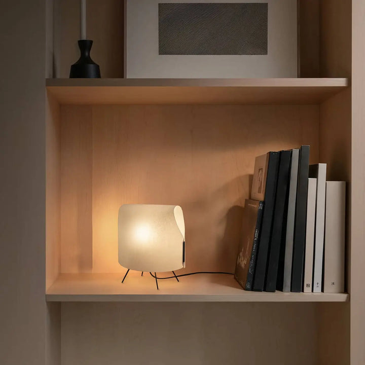 Lampe de table Luang XS de Faro Barcelona en situation