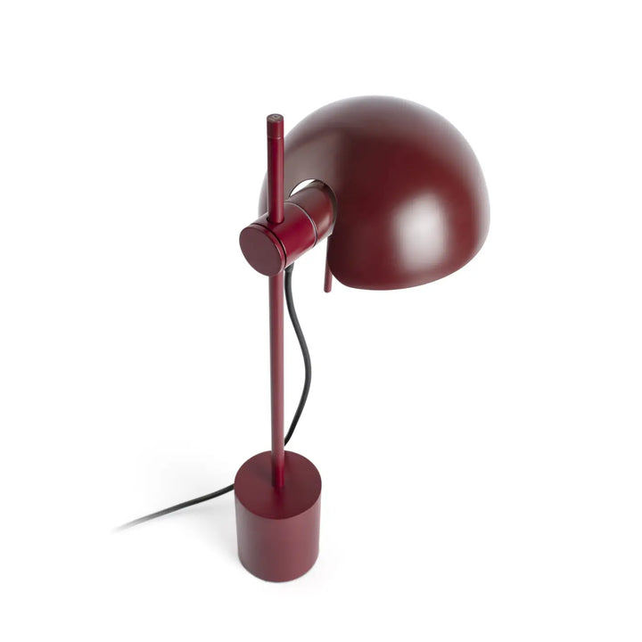 Détail de la lampe de table Matilda grenat