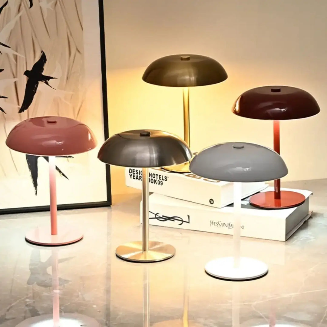 Lampe de table metany avec leds à intensité variable et marche arrêt tactile base métallique finition mate et brillante