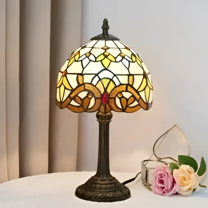 Lampe de chevet antika en luminaire antique avec abat-jour en verre teinté jaune, ambre et blanc sur base bronze foncé