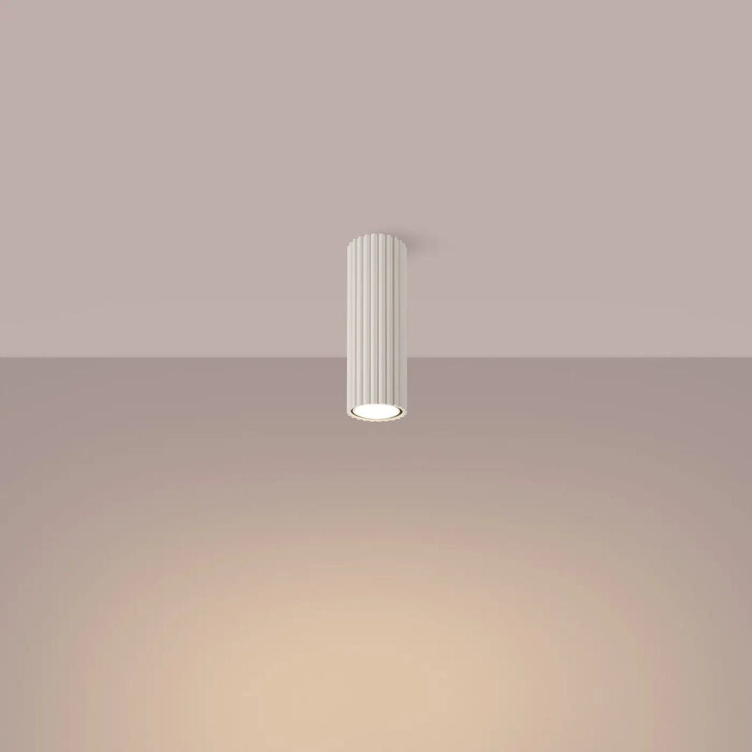 Plafonnier karbon beige cylindrique avec rainures verticales et ampoules gu10 interchangeables design minimaliste