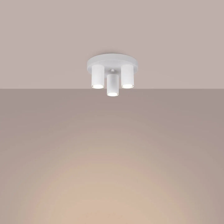Plafonnier lagos blanc avec trois ampoules cylindriques givrés en cercle pour un caractère chic lampe lagos
