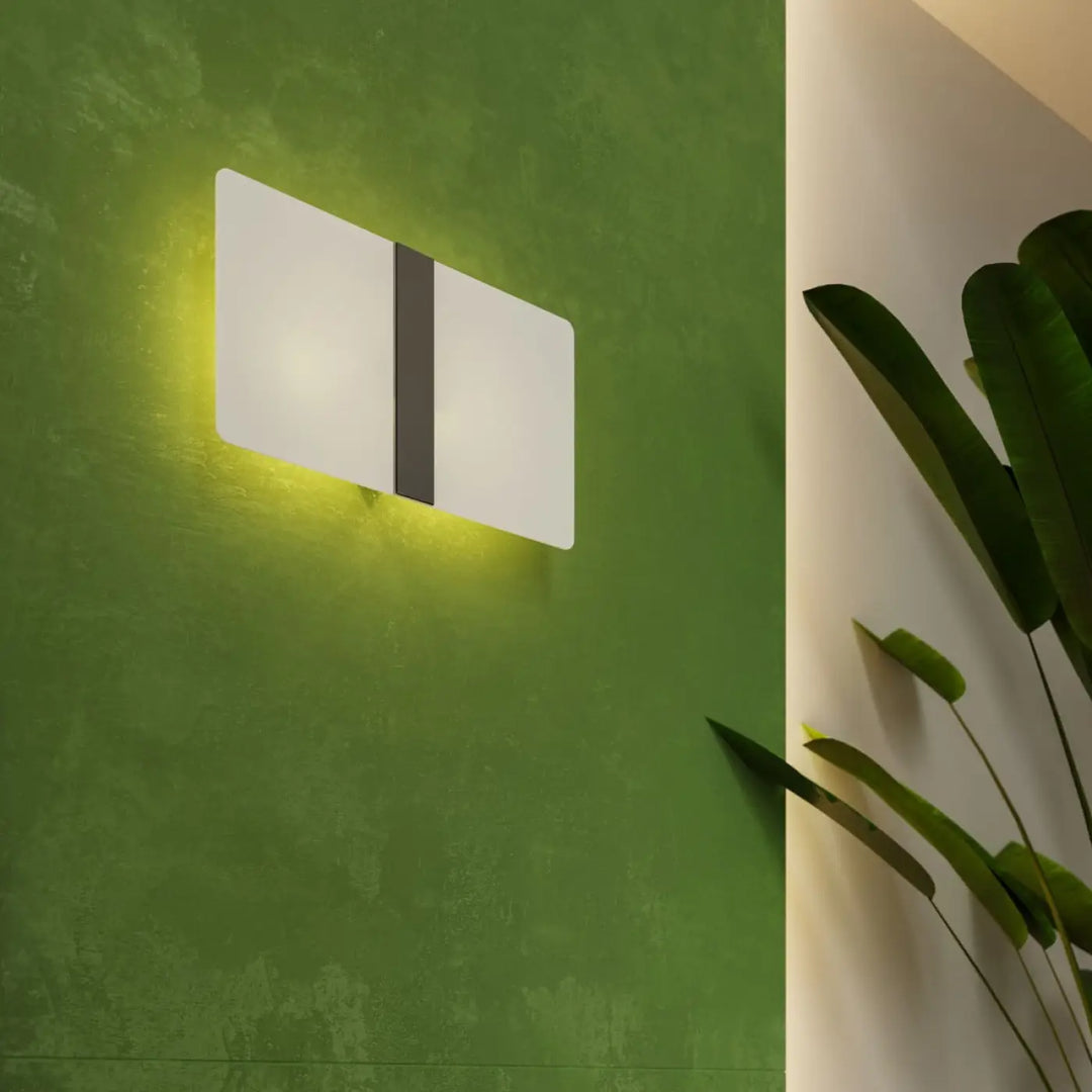 Luminaire plafonnier azalia avec verre blanc met rectangulaire et bande grise émettant une lumière chaude pour chambre à coucher
