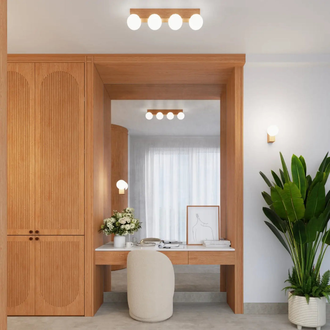 Luminaire plafonnier bulbo 3 en bois naturel avec une forme minimaliste et une combinaison naturelle chaleureuse