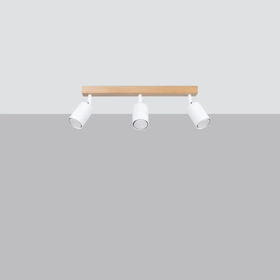 Plafonnier verdo 3l blanc moderne avec spots cylindriques blancs montés sur une poutre en bois clair design moderne