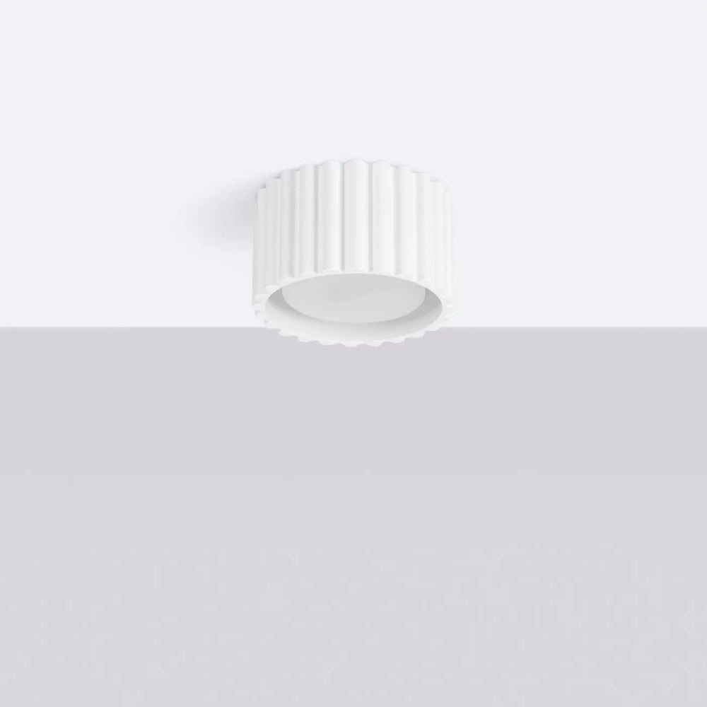 Plafonnier Aura en aluminium cannelé blanc, éteint