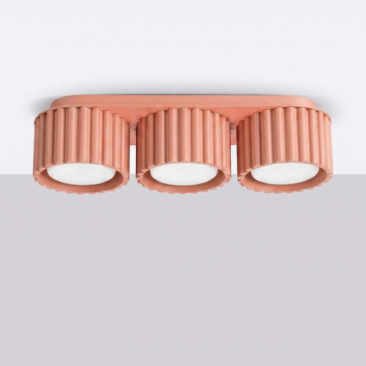 Luminaire Plafonnier pêche éteinte, vue rapprochée