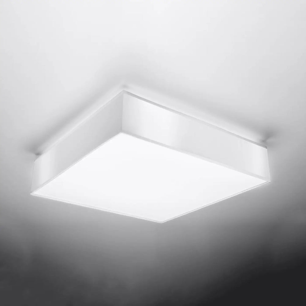 Plafonnier carré blanc HORUS 45 avec forme riche et finition minimaliste pour un éclairage polyvalent moderne