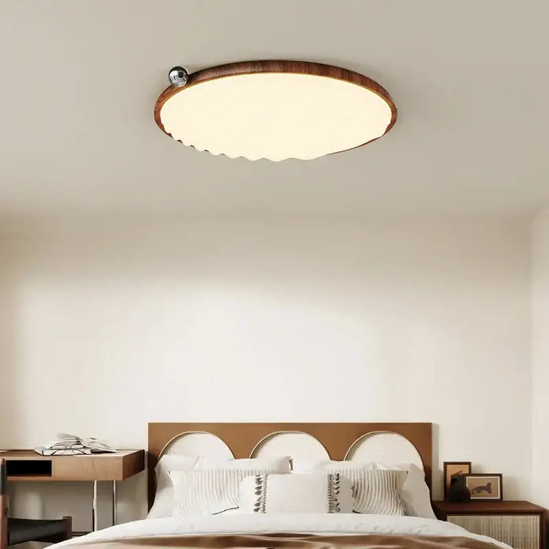 Luminaire plafonnier élégant en bois et éclairage led moderne