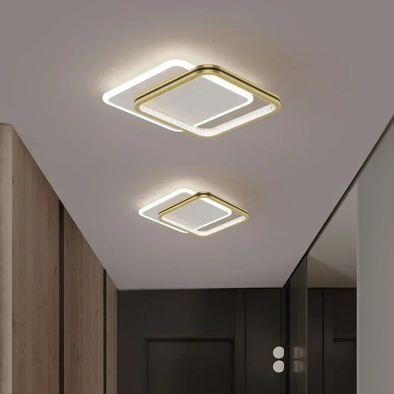Luminaire Plafonnier LED Noir ou Doré avec Formes Différentes