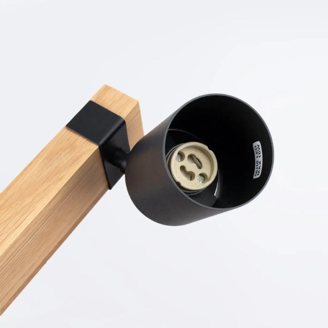 Luminaire plafonnier fager 4l noir avec boîtier moderne, lampe directionnelle fager et abat-jours orientables en bois et métal noir mat