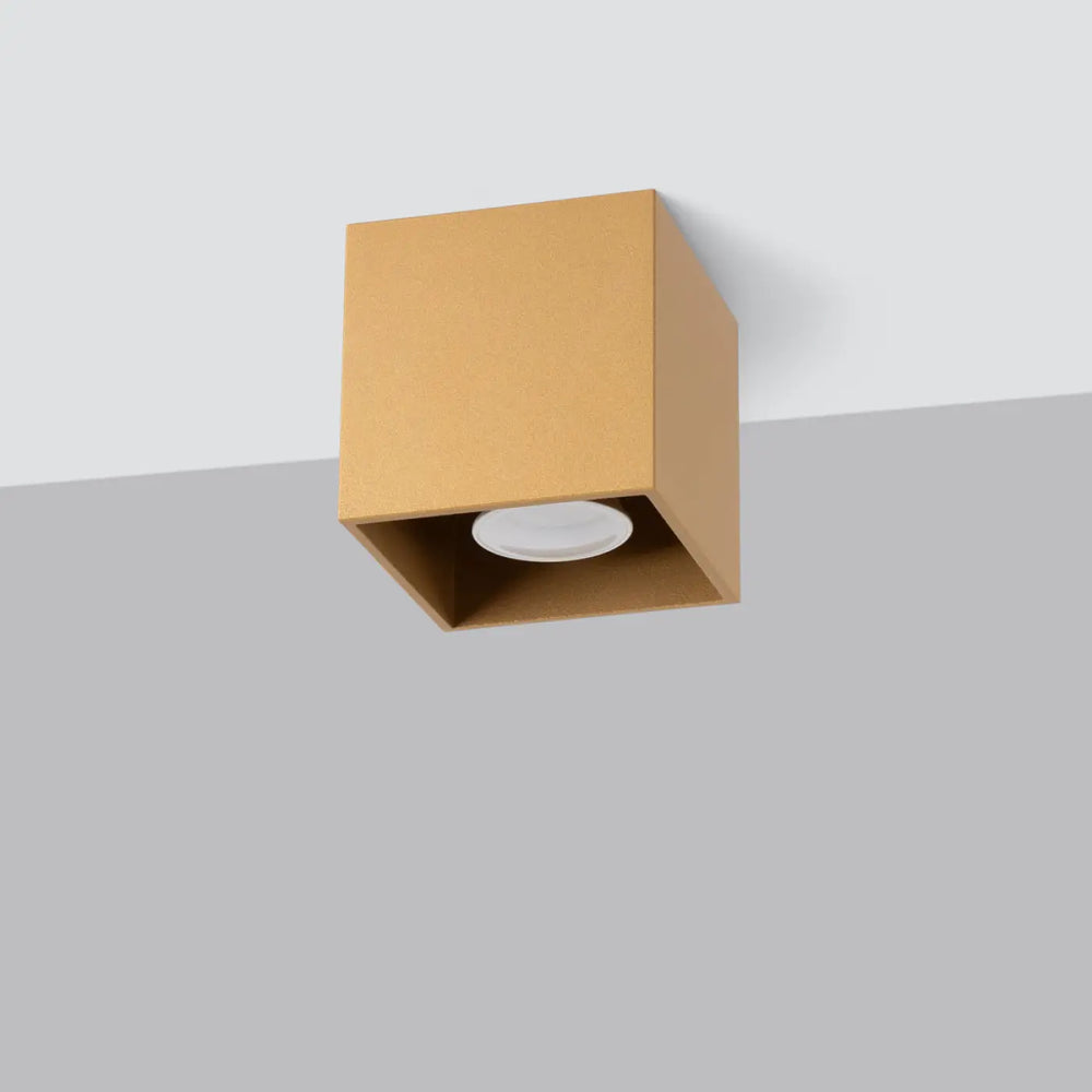 Luminaire plafonnier quad 1 or avec finition dorée carrée en simple coup pour décoration intérieure moderne