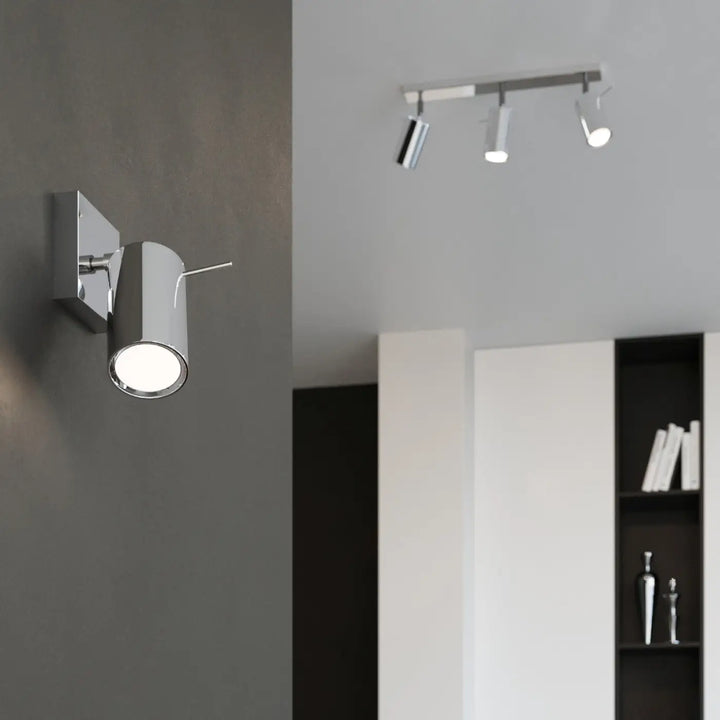 Luminaire plafonnier ring 4l chrome avec spot mural cylindrique et bras ajustable pour une ambiance intérieure chaleureuse