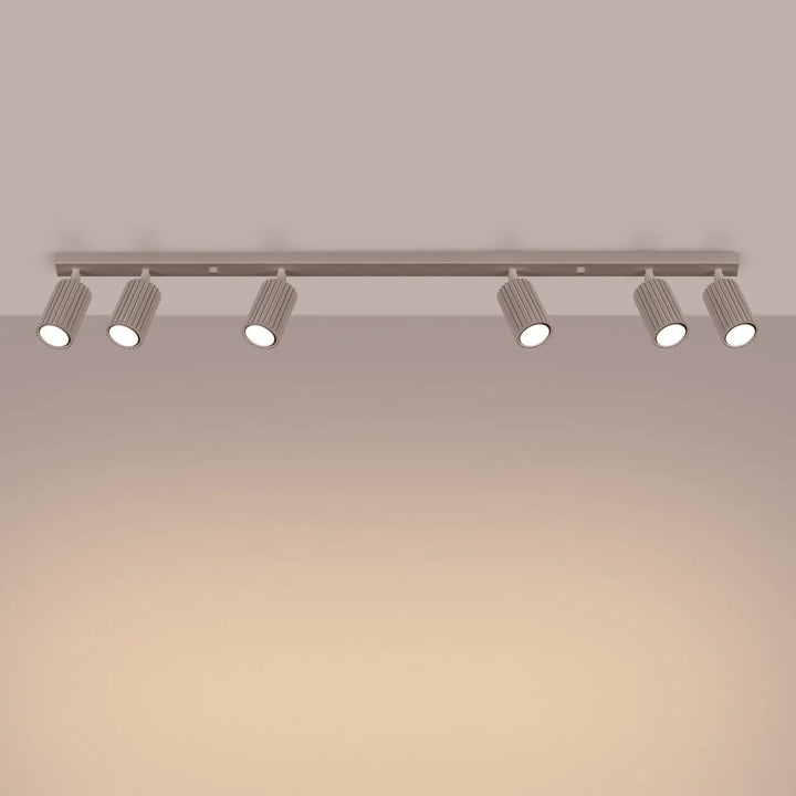 Plafonnier karbon allie design minimaliste en nickel brossé taupe avec cinq spots cylindriques à ampoules gu10 interchangeables
