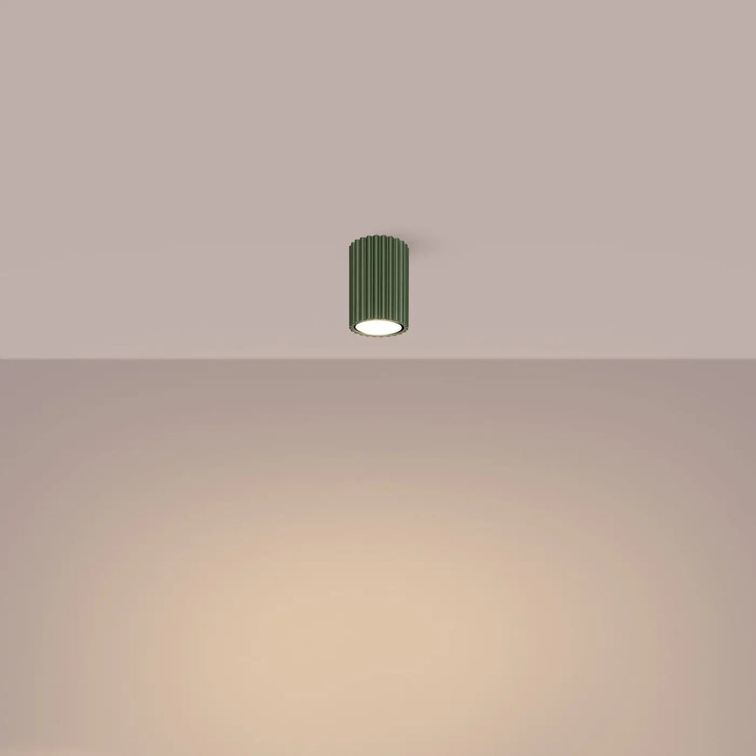 Luminaire plafonnier karbon allie vert olive avec design minimaliste et ampoules gu10 interchangeables en lumière blanche chaude